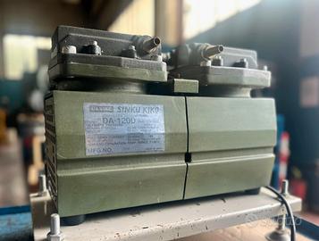 Pompa a vuoto ULVAC SINKU KIKO DA-120D