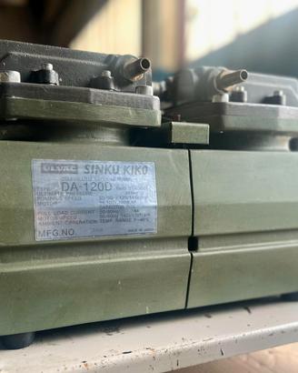 Pompa a vuoto ULVAC SINKU KIKO DA-120D