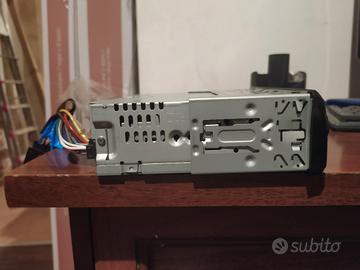 autoradio Kenwood con USB 