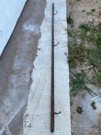 Corrimano antico in legno