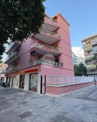2 LOCALI A ROMA