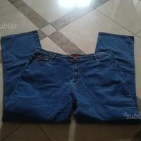 Jeans nuovi da uomo a metà prezzo