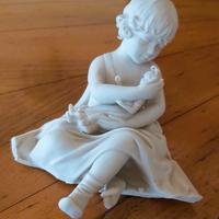 Dolce figura in bisquit