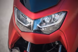 Yamaha N-Max 125  Anotized Red