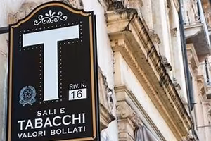 Tabaccheria in quartiere