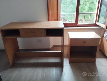 Scrivania, comodino e tavolo