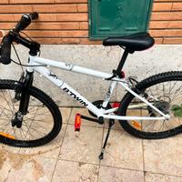 Bici Btwin Rockrider 300.