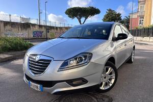 Lancia delta 1.6 mtj  120 cv 2010 super full opt