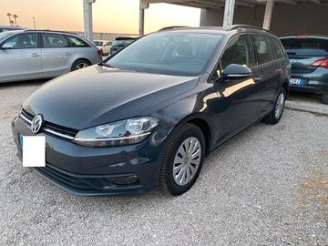 Volkswagen Golf 1.6 TDI 90 CV 5p. Trendline BlueMo