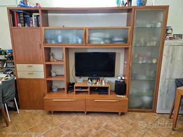 Parete attrezzata soggiorno in ciliegio