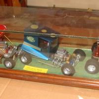 Tre California Show Cars in teca di legno e vetro