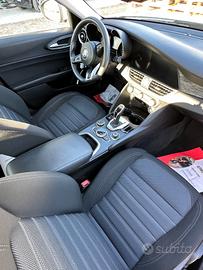Alfa Romeo Giulia 2.2 Turbodiesel 136 CV AT8 Super