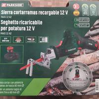 Seghetto a batteria per potatura