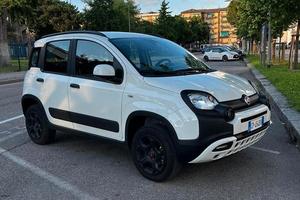 FIAT PANDA CROSS 0.9 TWINAIR TURBO SES 4X4