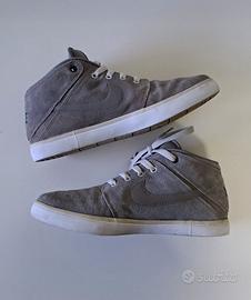 Scarpe Nike modello Suketo camoscio grigio Num. 41