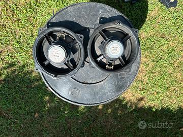 Coppia casse per auto