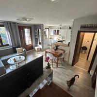 Visnadello abbinata 2camere 2servizi e giardino