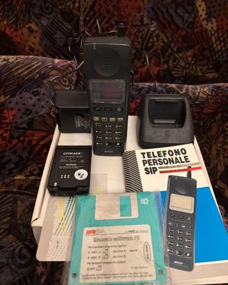 NEC P7 telefonino vintage etacs