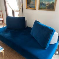 Divano letto con schienali amovibili