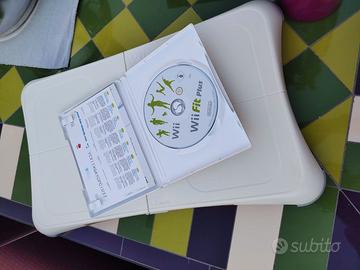 Wii Fit Plus con Balance Board con cd