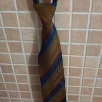 Cravatta oro, blu e rossa Gianfranco Ferrè