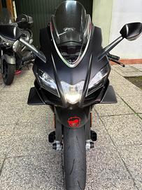 Aprilia RSV4 Factory