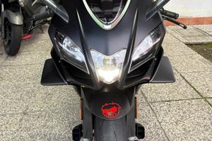 Aprilia RSV4 Factory
