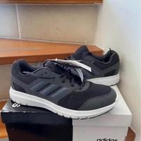 Scarpe adidas