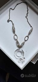 Collana lunga con pendente cristallo