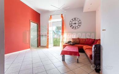 TRILOCALE AL PIANO PRIMO CON BOX