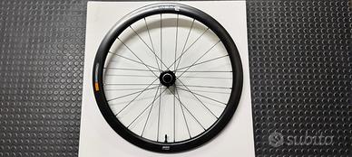 COPPIA RUOTE GIANT SLR 2 DISC TL-READY 42 MM