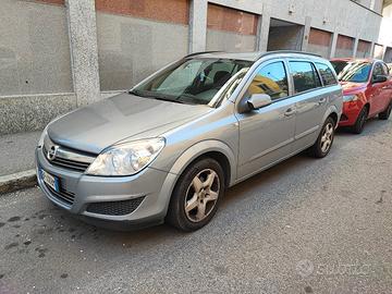 Opel Astra Station Wagon 2008