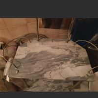 Lavabo-Toeletta in alluminio con piani in marmo