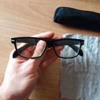 occhiali neri da vista non graduati €3