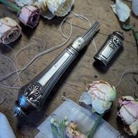 Antico porta aghi neoclassico in argento