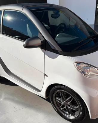 Smart ForTwo Cabrio 1.0 MHD Urban Runner F1-Jeans