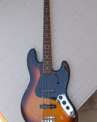 basso elettrico 4 corde