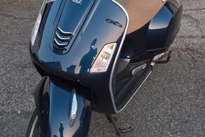 Vespa gts