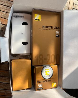 Nikon D3000 kit