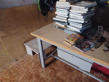 tavolo da lavoro  o altro