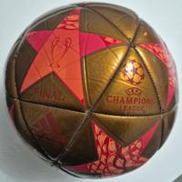 Pallone Adidas Champions 2017 Real Madrid Juventus