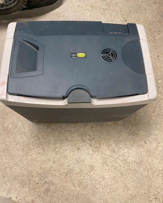 Frigorifero da campeccio 220v/12v funzionante