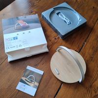 lampada led da tavolo ricarica wireless telefono