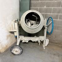 BETONIERA PROFESSIONALE SILENZIATA 250 LITRI