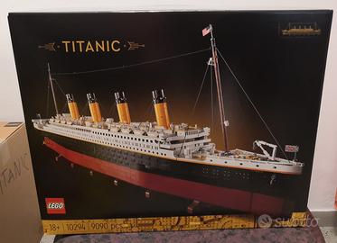 LEGO 10294 Titanic