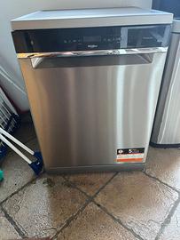 Lavastoviglie Whirpool 6 senso 14 coperti