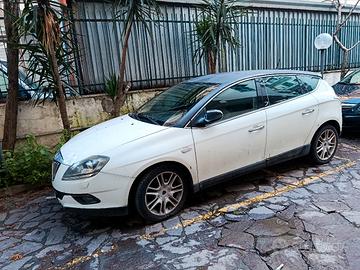lancia delta 1.6 