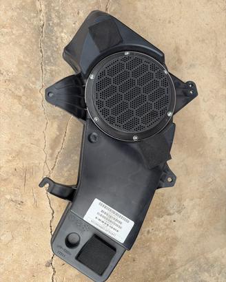 subwoofer jeep compas