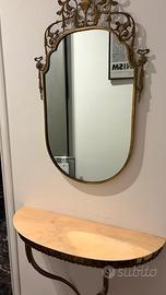 Coppia specchio e consolle in marmo e ottone