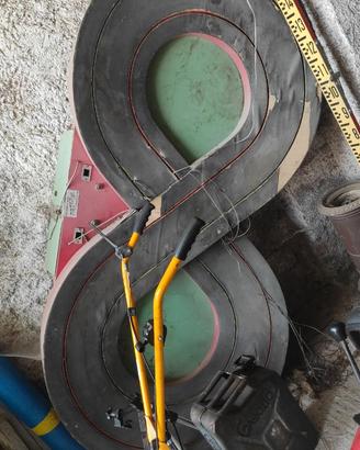pista a gettoni  a 8   in legno raro